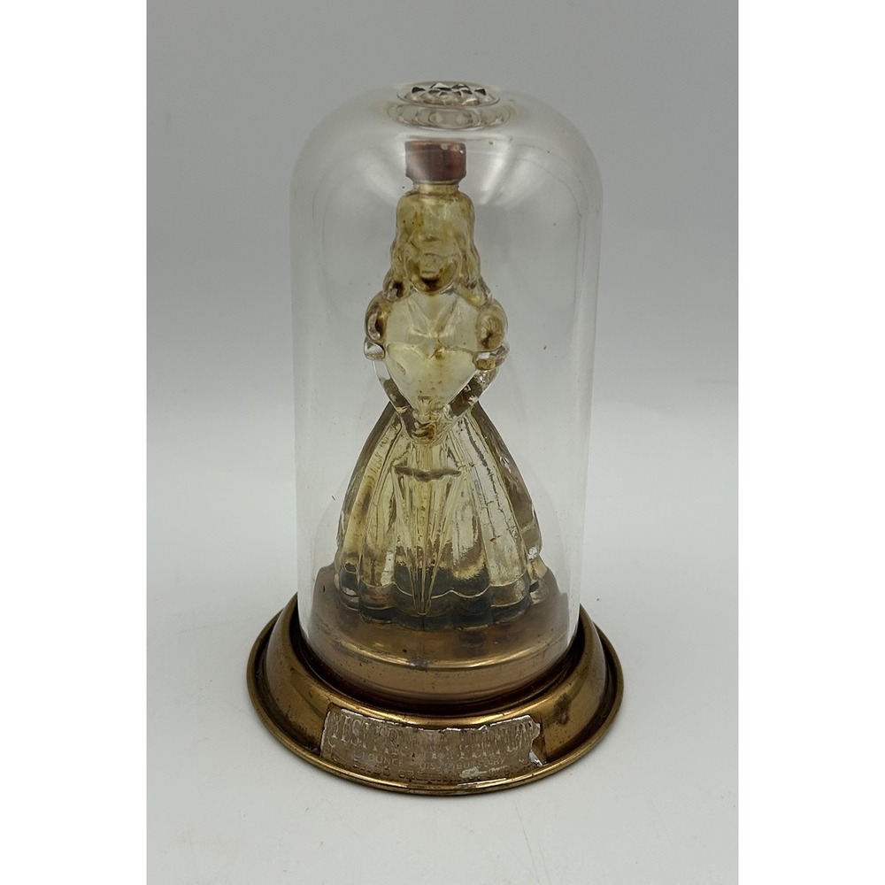Babs Creations YESTERYEAR PERFUME Woman‎ Bottle Glass Dome EMPTY Splash Vintage